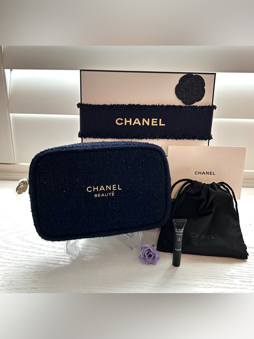 CHANEL Ltd. Navy and Gold Beauté Cosmetic/Jewelry/clutch bag Gift Boxed Extras!